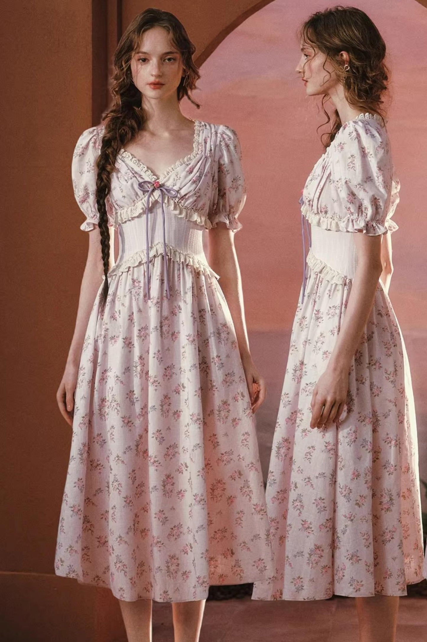 Spitzenblumen Kleid