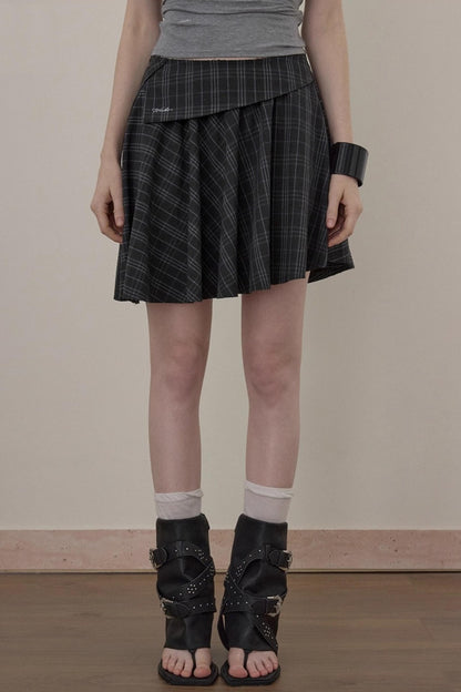 Pre-Autumn Pleated Skirt