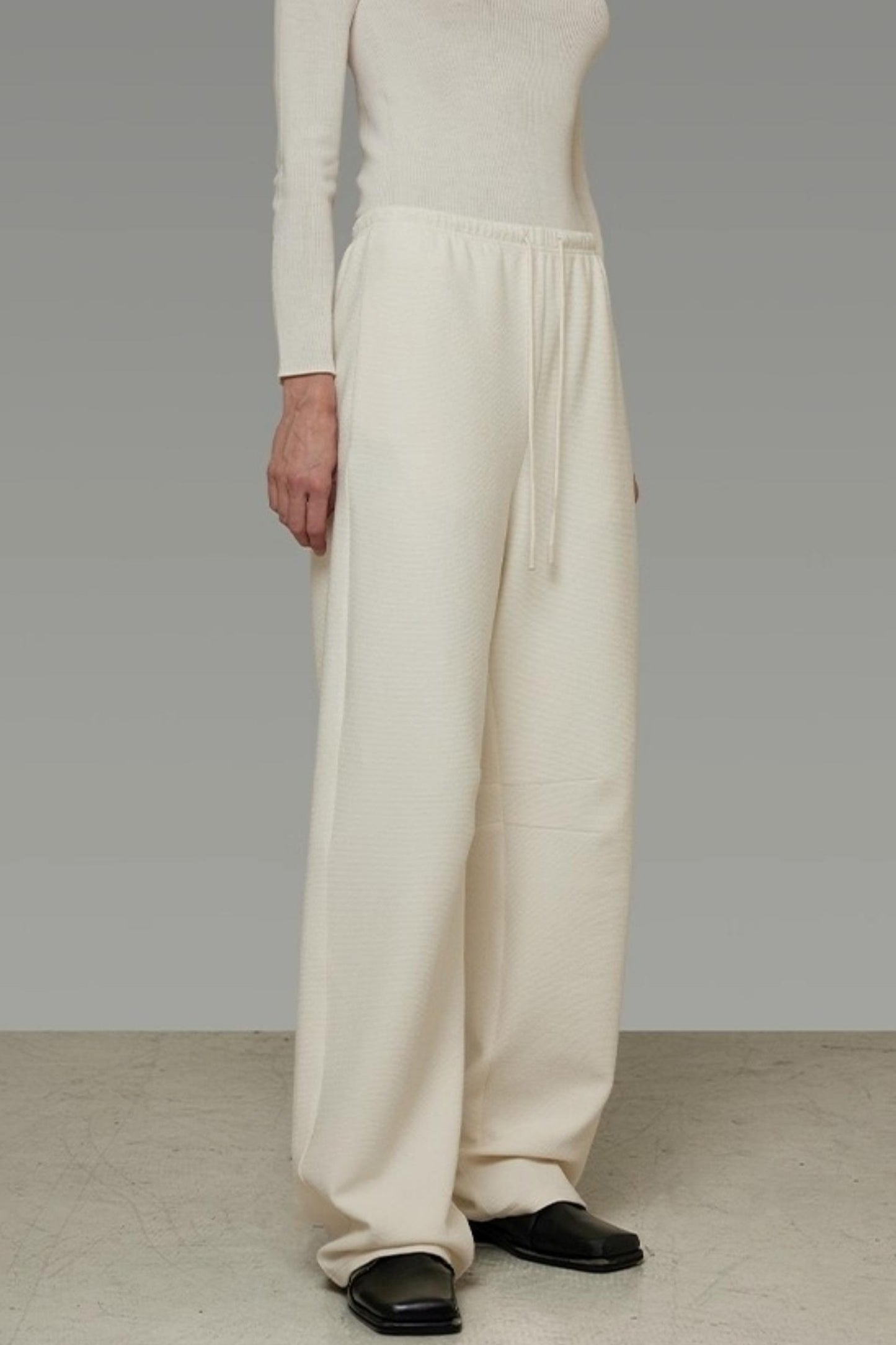 Slimming Drape Straight Wide-Leg Pants