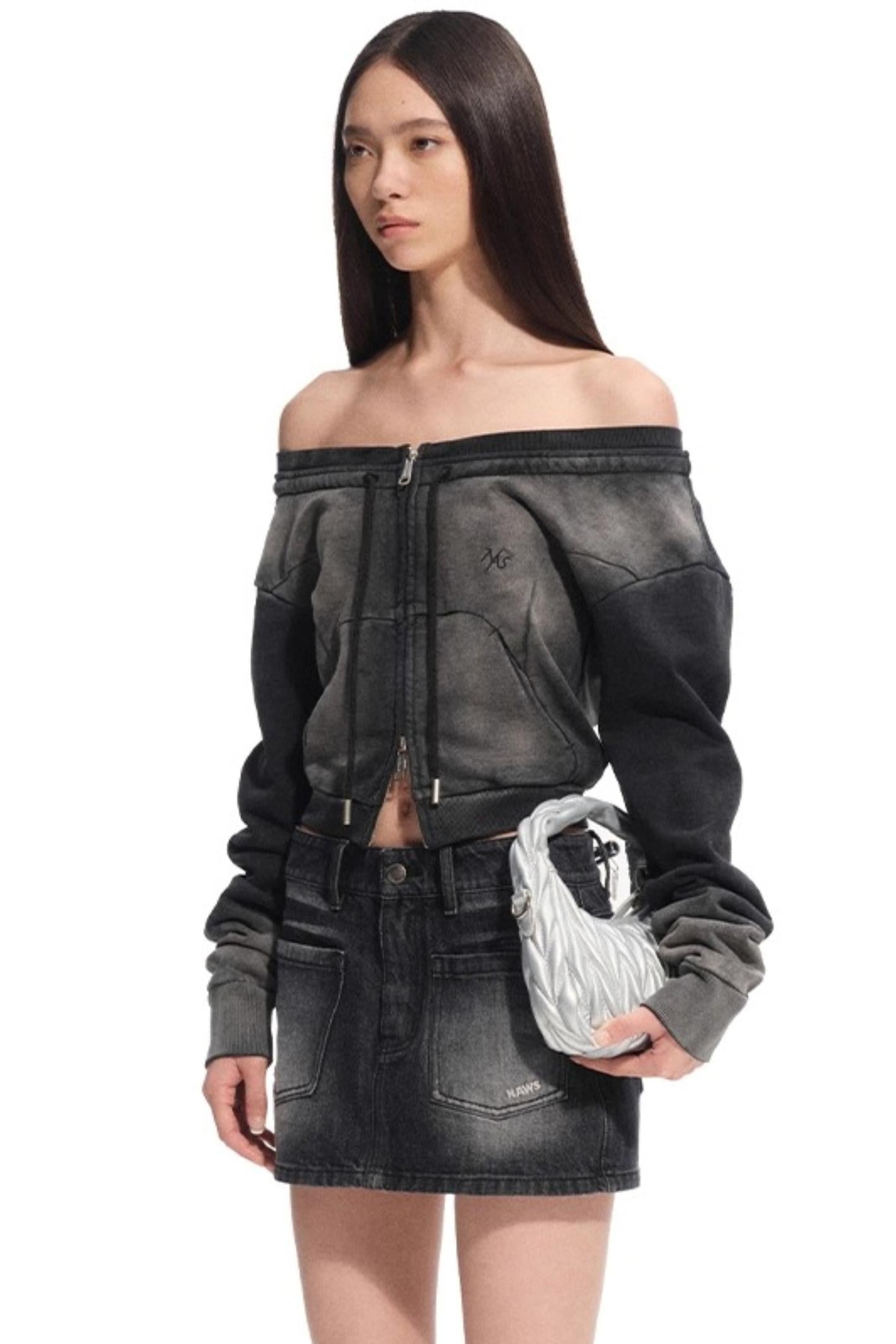 Ink-Dotted One-Shoulder Long-Sleeved Top