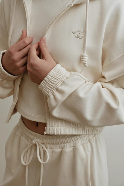 Fashionable Light Jacket Set-Up