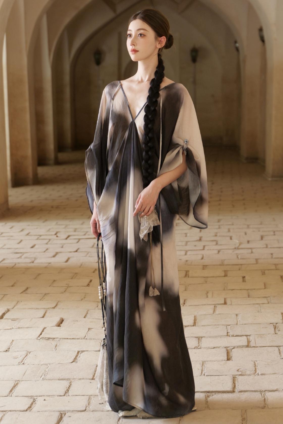 Chinese Ink Blended V-Neck Bat Sleeve Long Dress