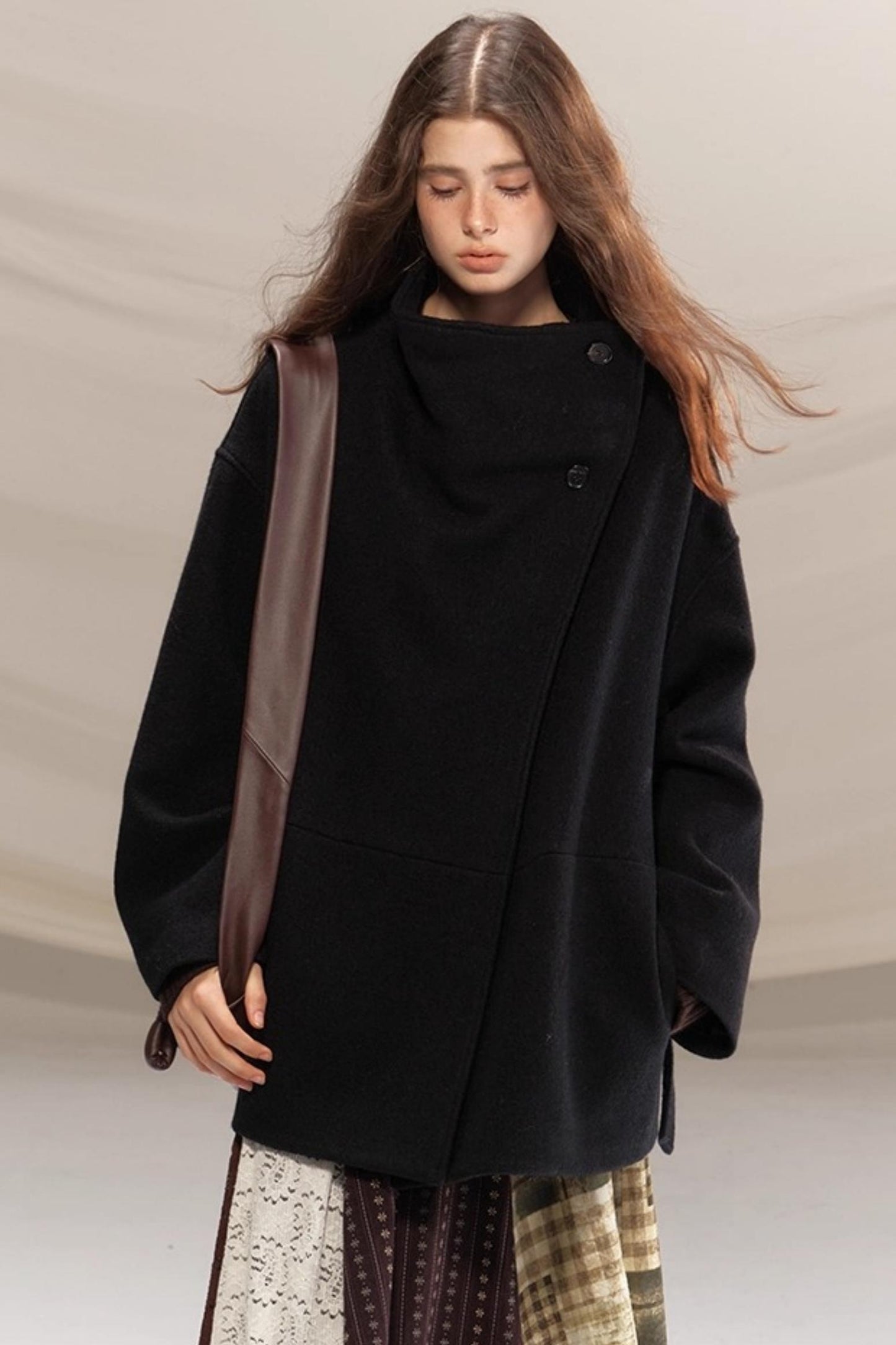 Silent Gallery Wool Coat