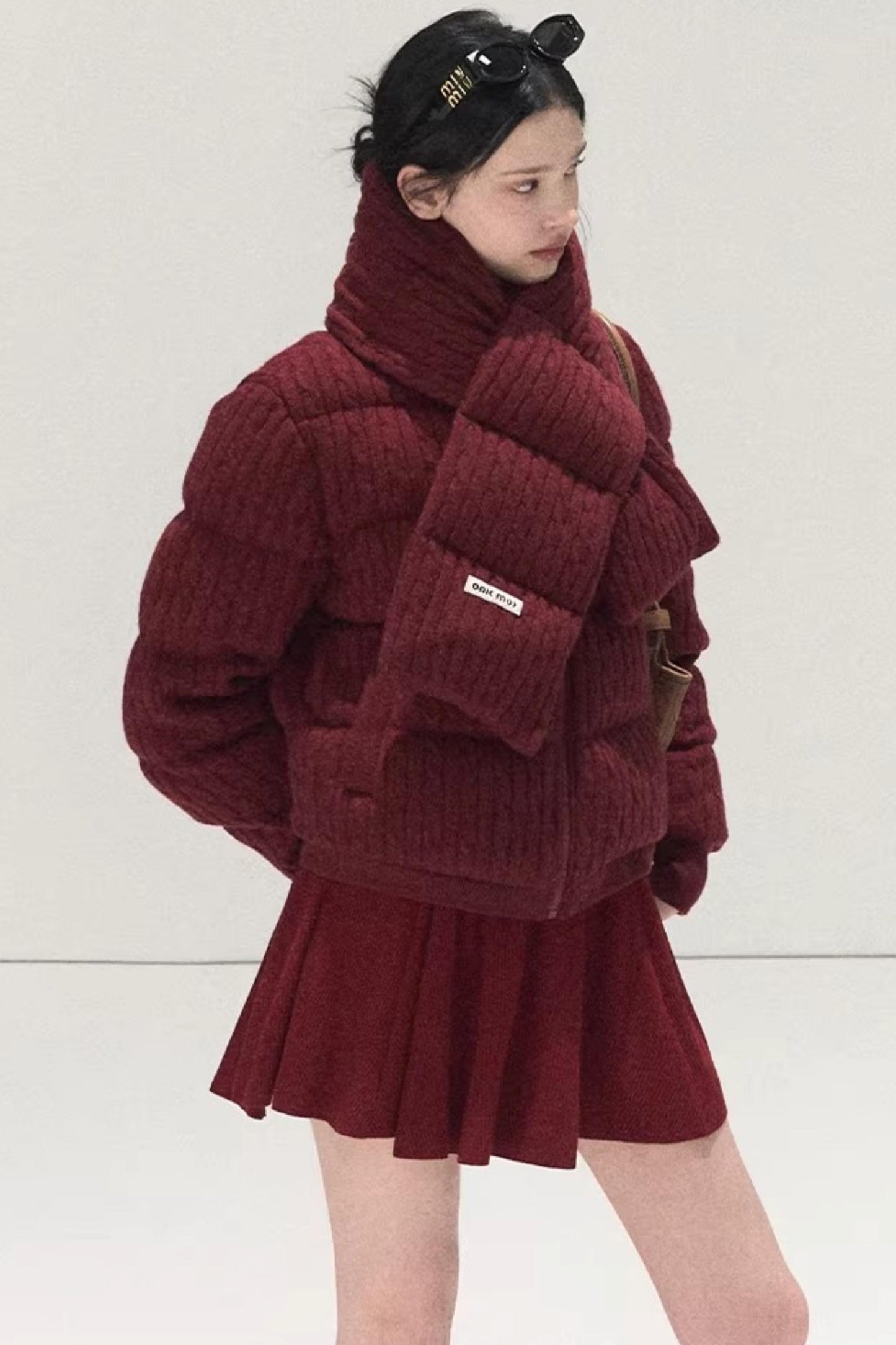 Gestreiftes Kleid mit Ballettkragen