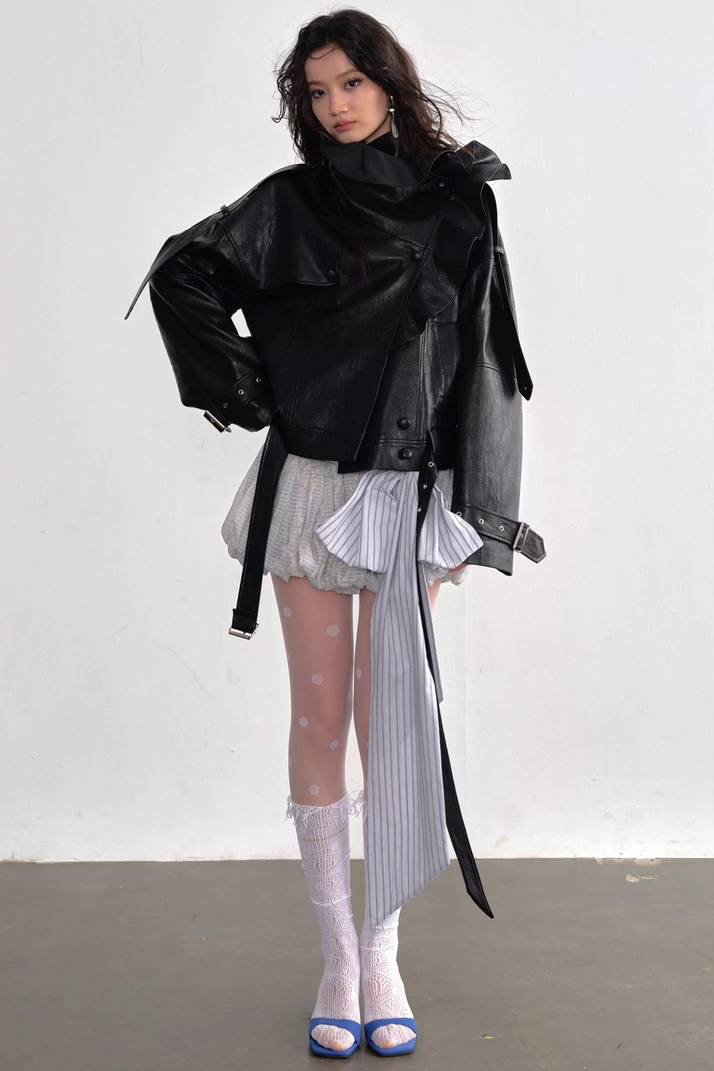 Rüschenynthetiklederjacke