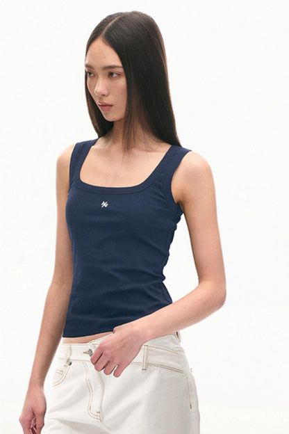 Slim U-Neck Sports Top