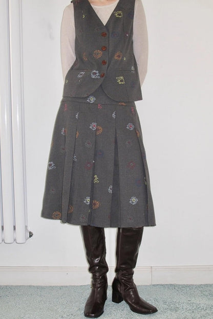 Needle Wool Vest Skirt Set-Up