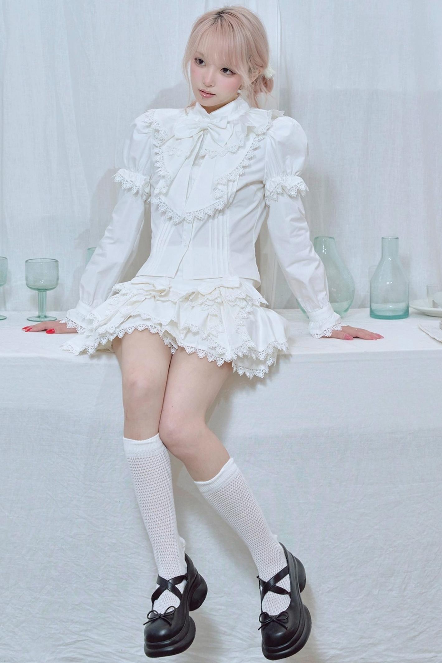 Lace Trim Doll Collar Top