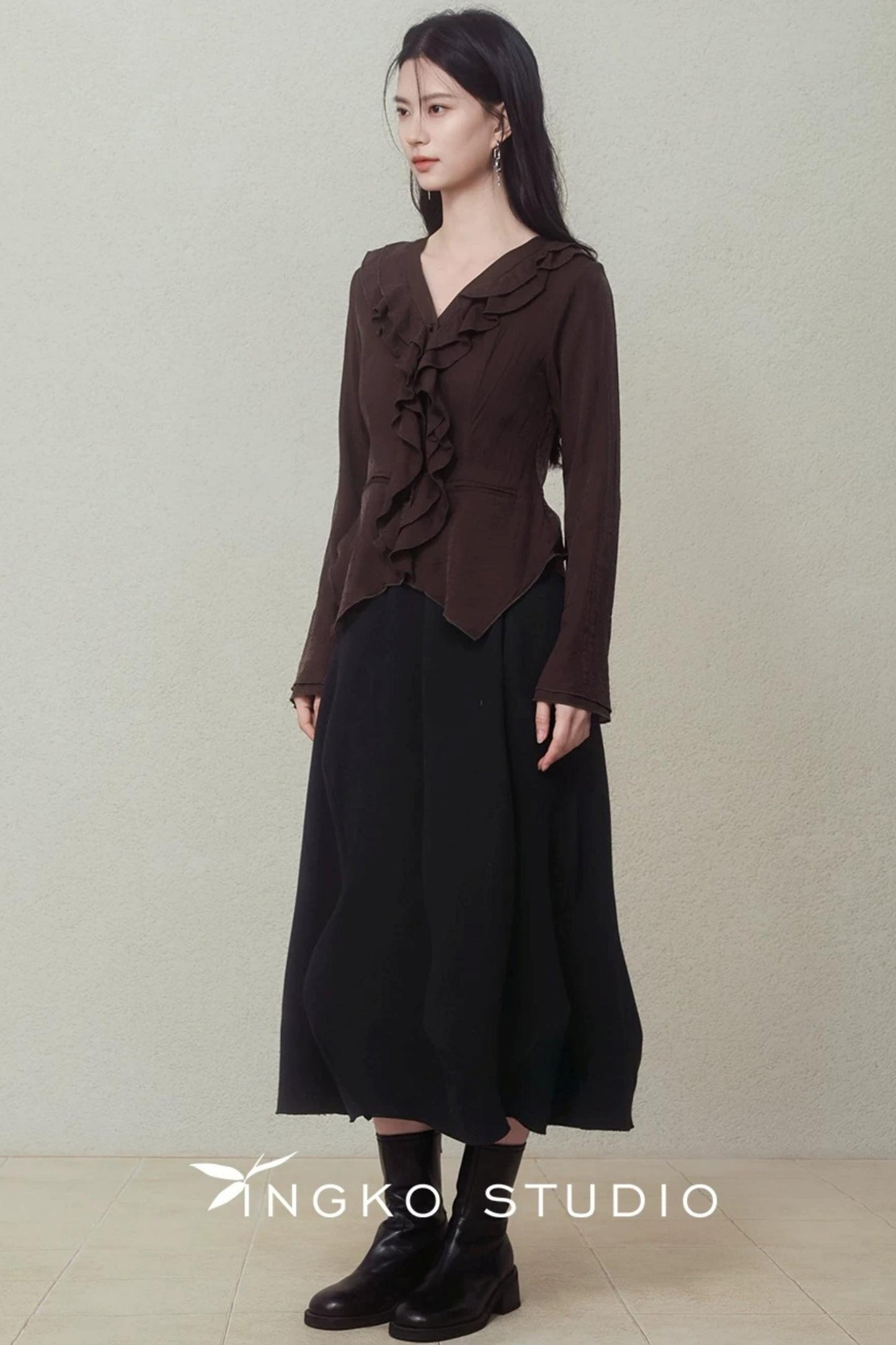 Asymmetrical Chestnut Ribbon Top Set-Up