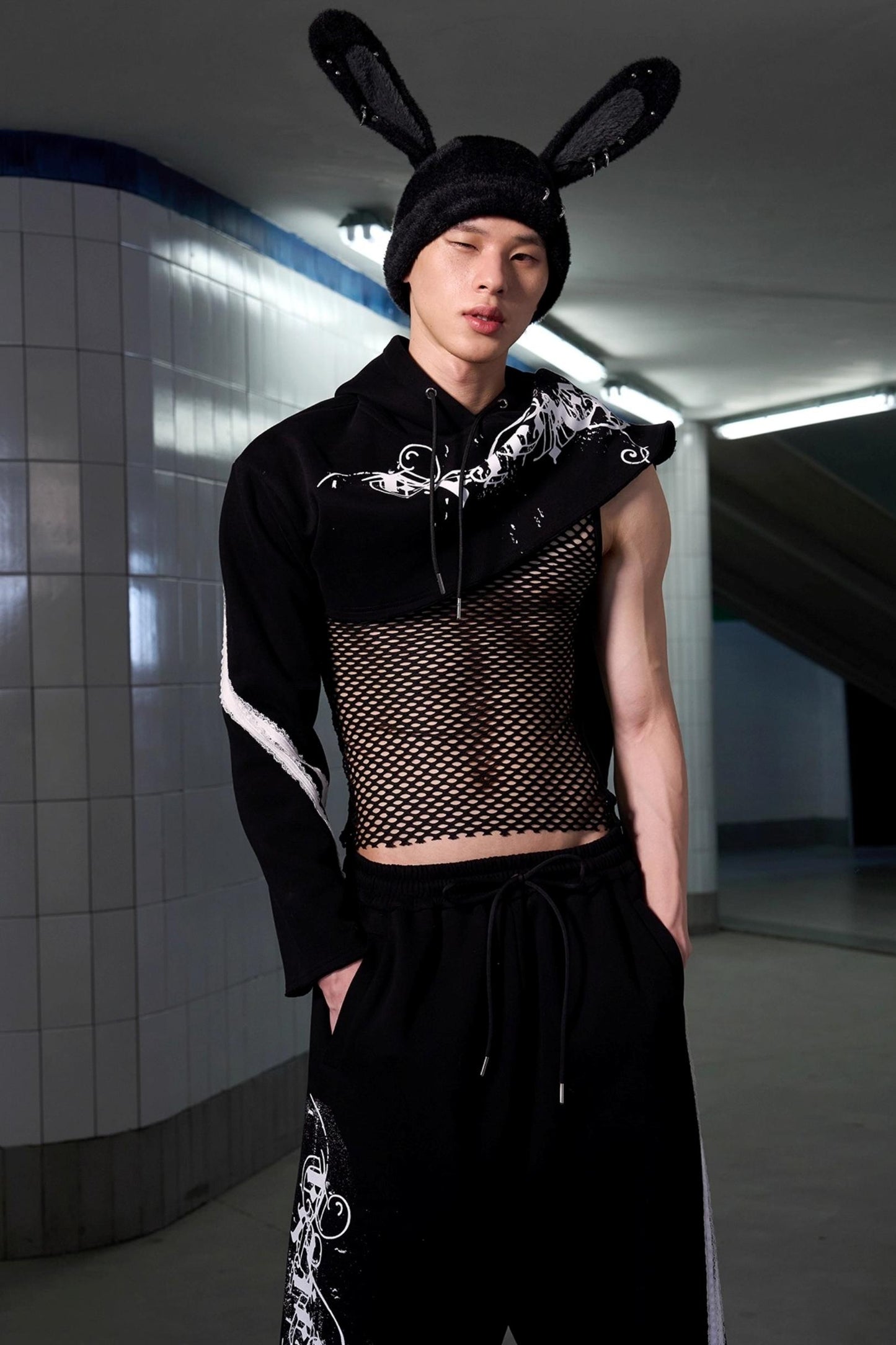 Lacquer Printed Sweatshirt