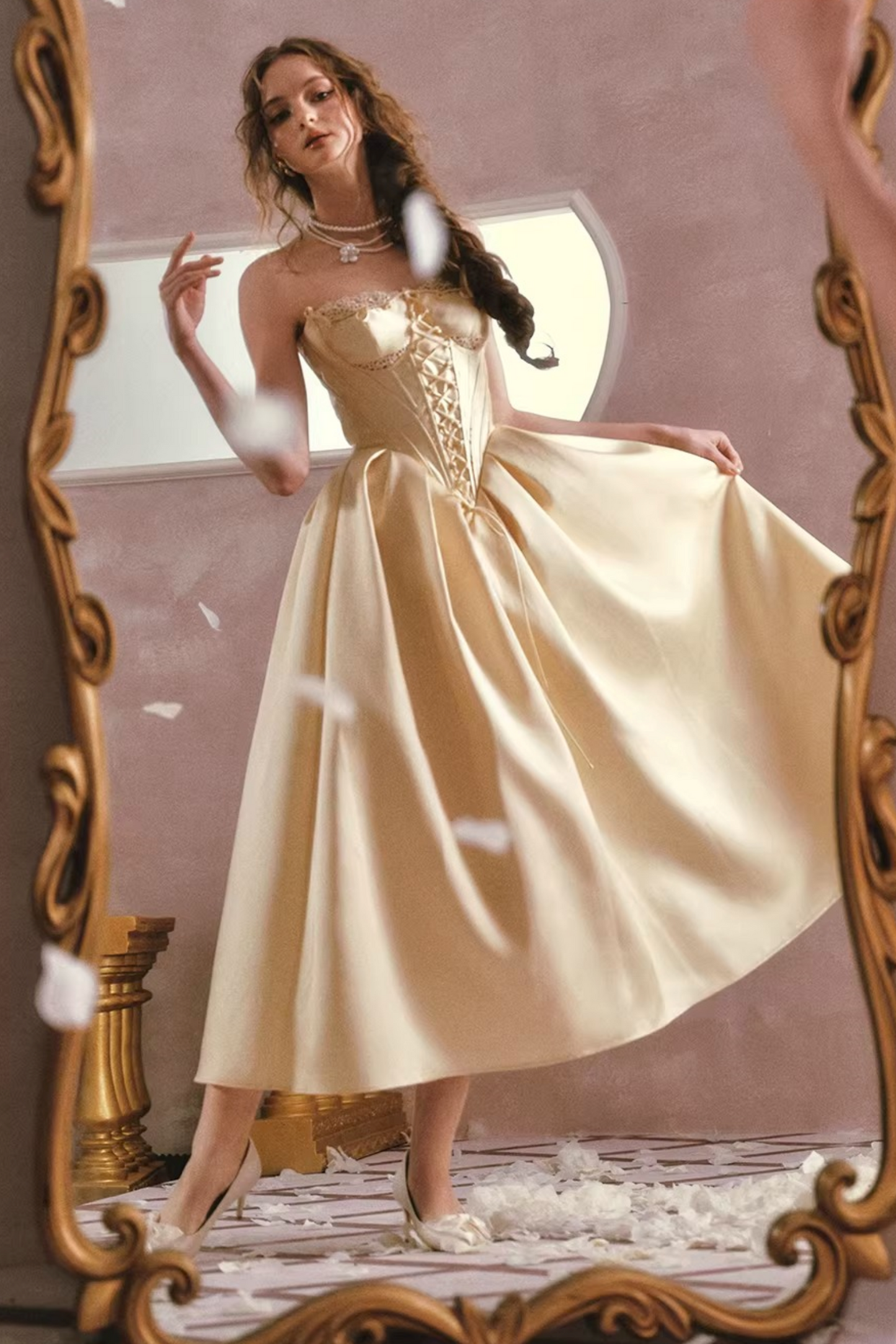 Satin-Spitzen-Korsettkleid