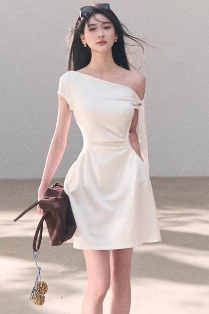 Lyocell-Asymmetrisches-Spitzenkleid