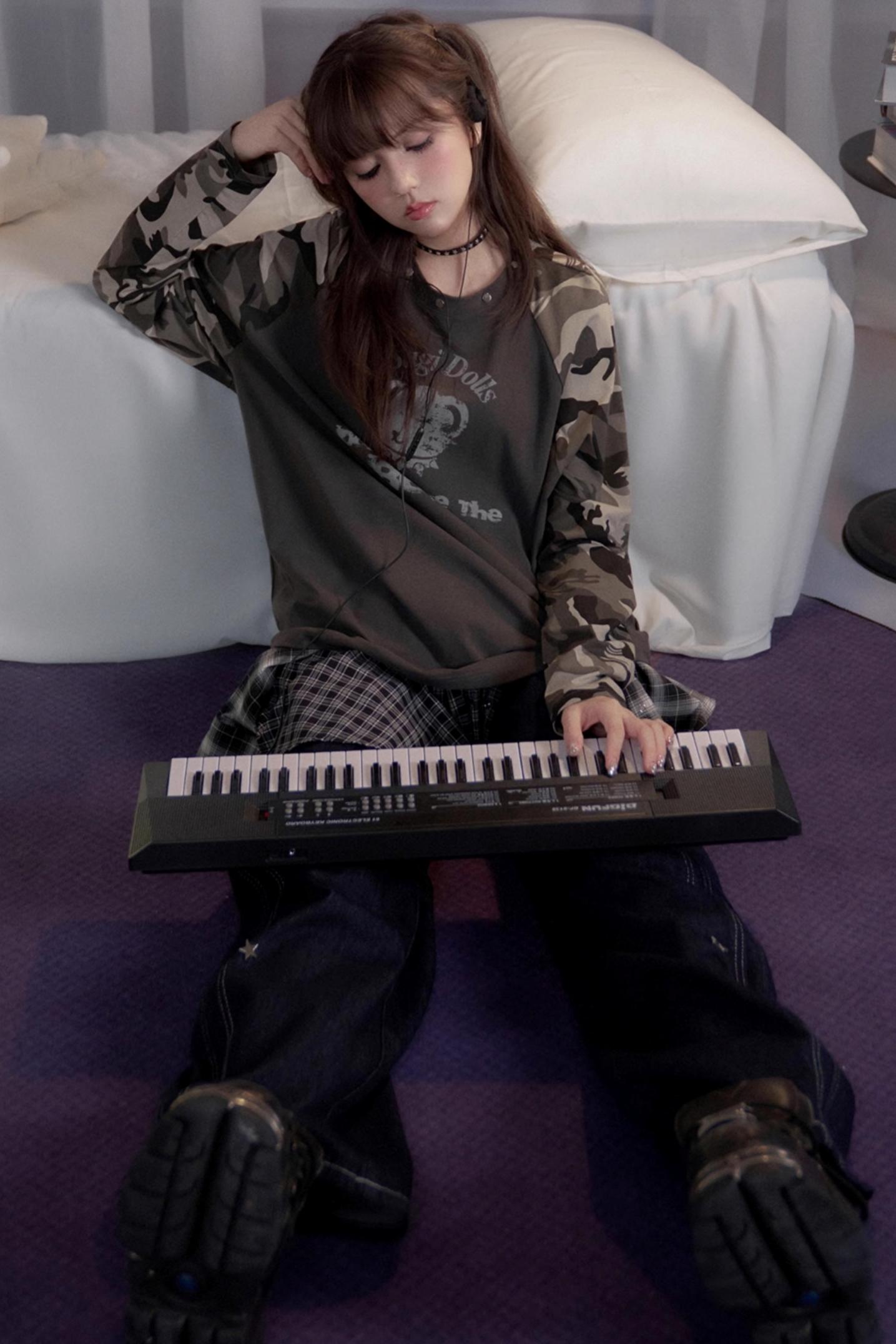 Camouflage Raglan Sleeve T-shirt