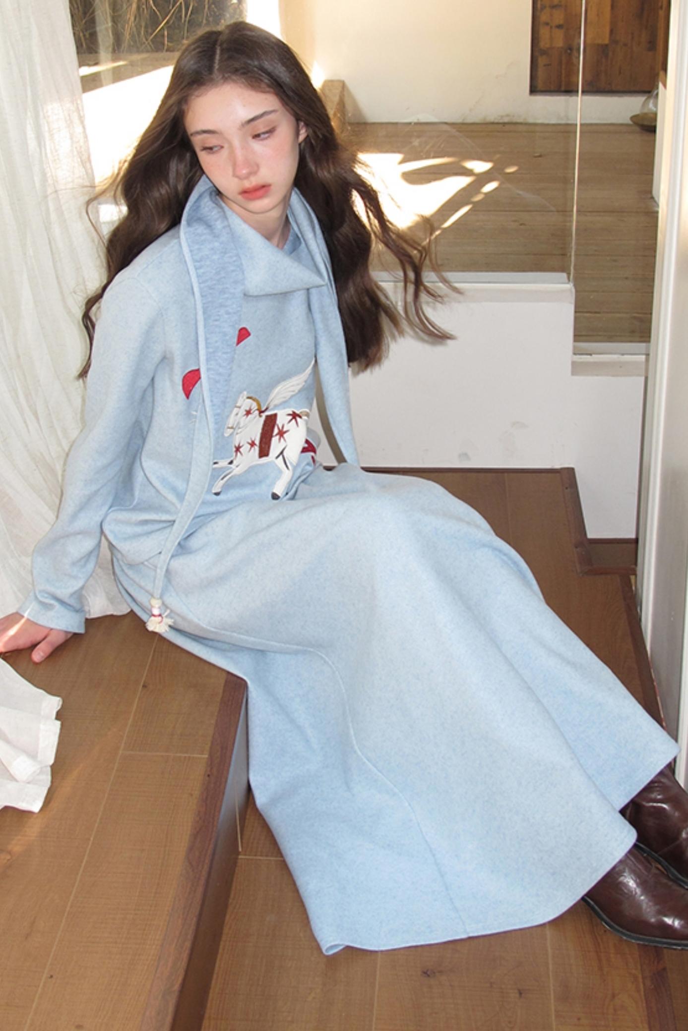 Three-Dimensional Pony Knit Top & Skirt Set