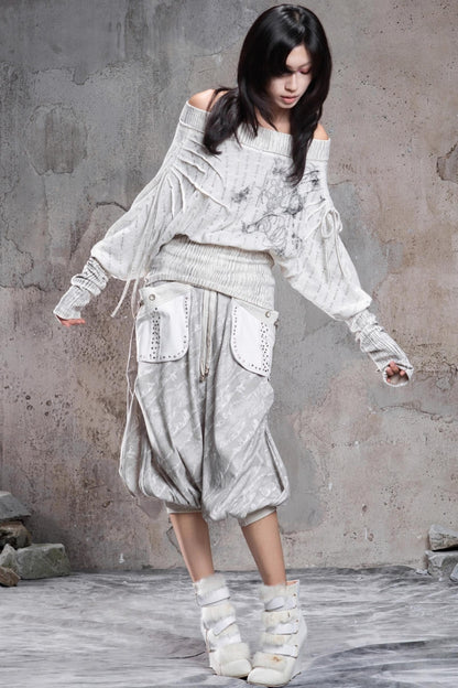 Printed One-Line Collar Knit Top