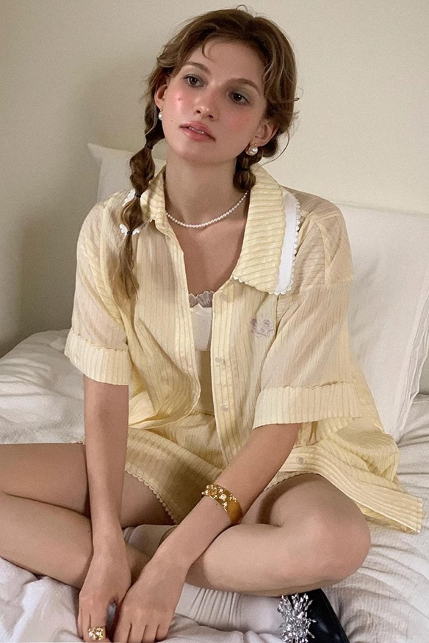 Lace Trimmed Short Ensemble Set-Up