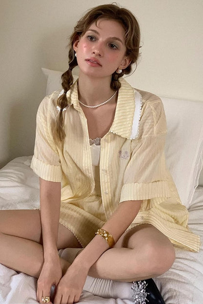 Lace Trimmed Short Ensemble Set-Up