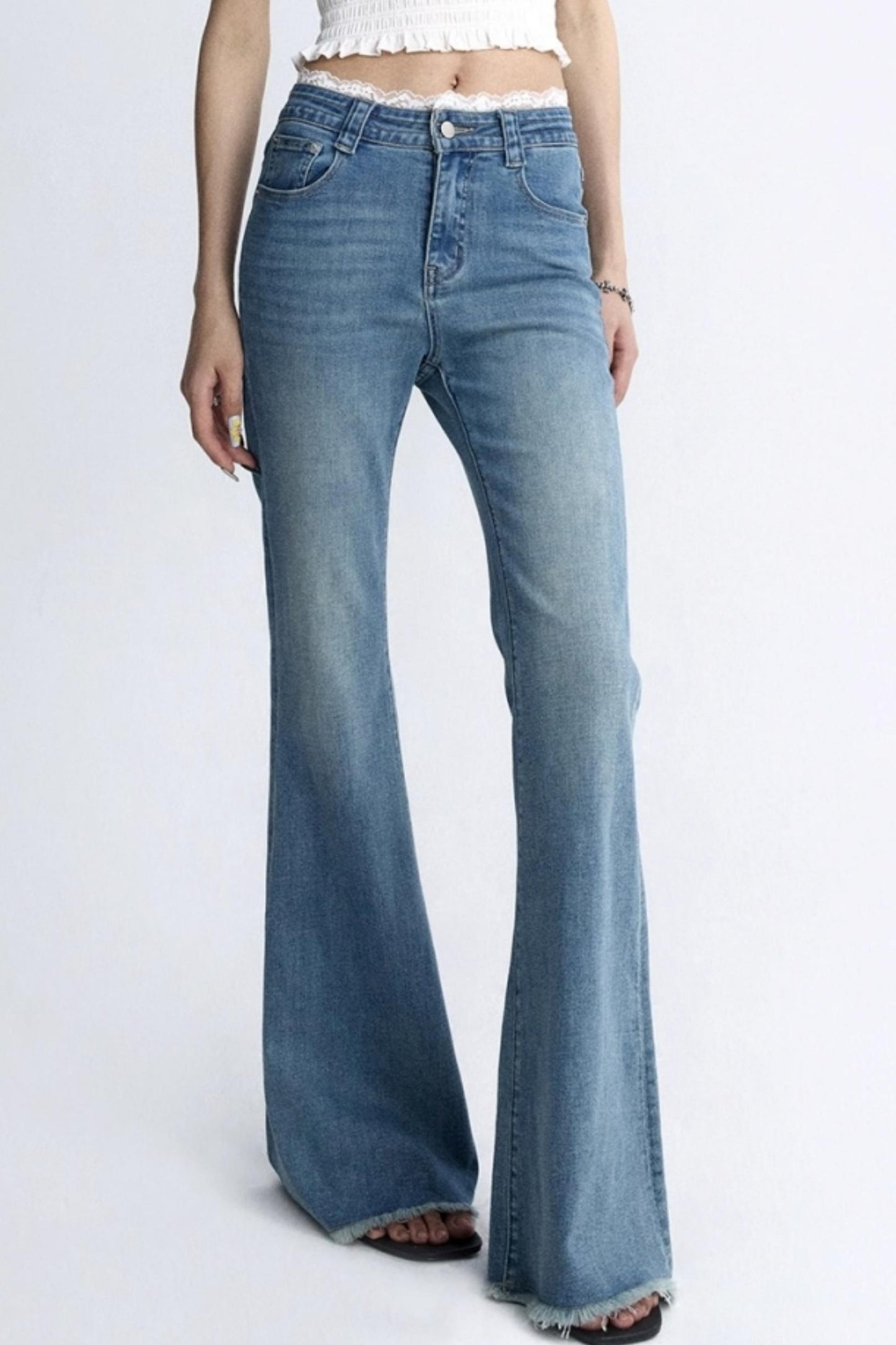 Slim Flared Jeans