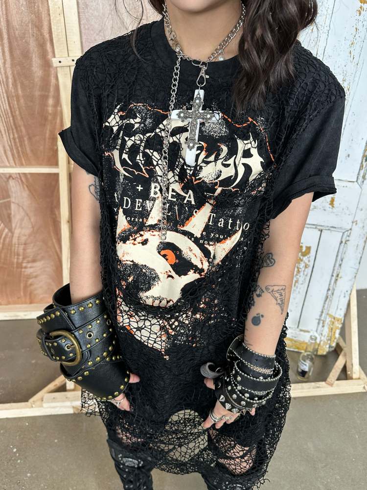 Batik Skull Print Fake Two Piece Mesh Punk Tee