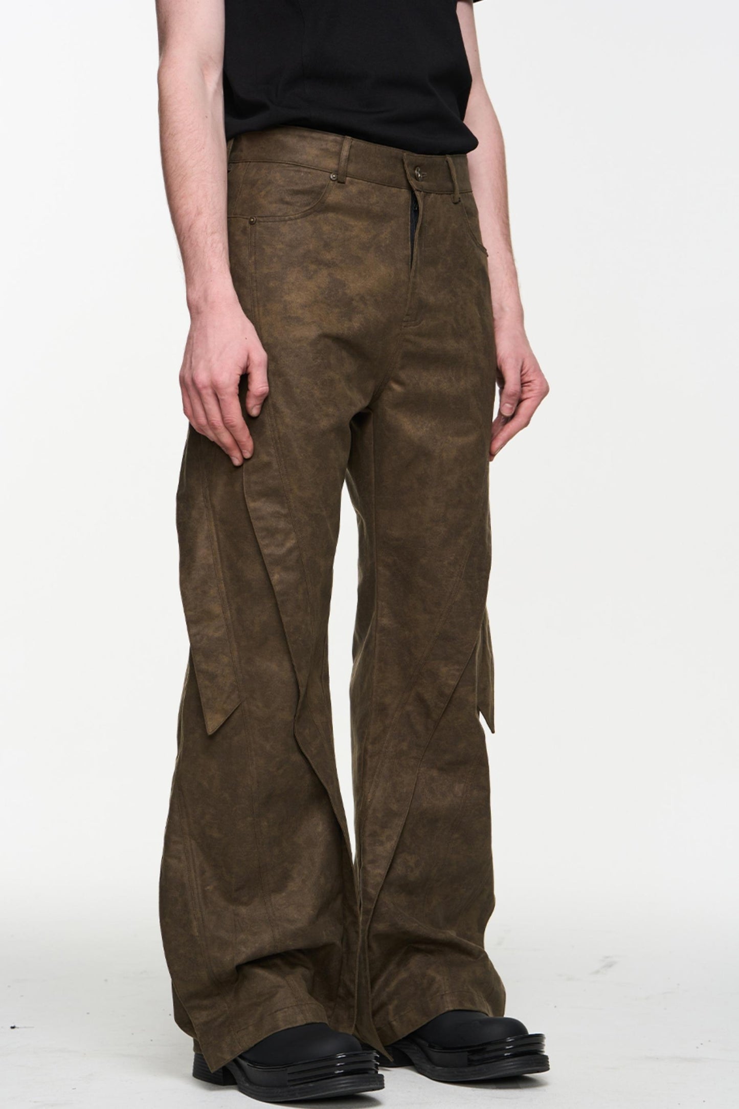 Twisted Fit Casual Pants