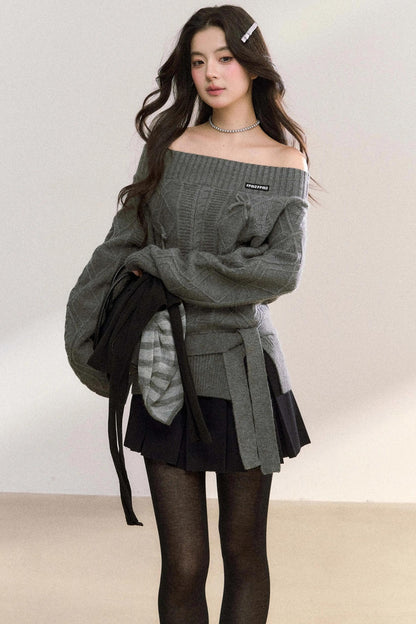 One-Shoulder Bow Knit Top