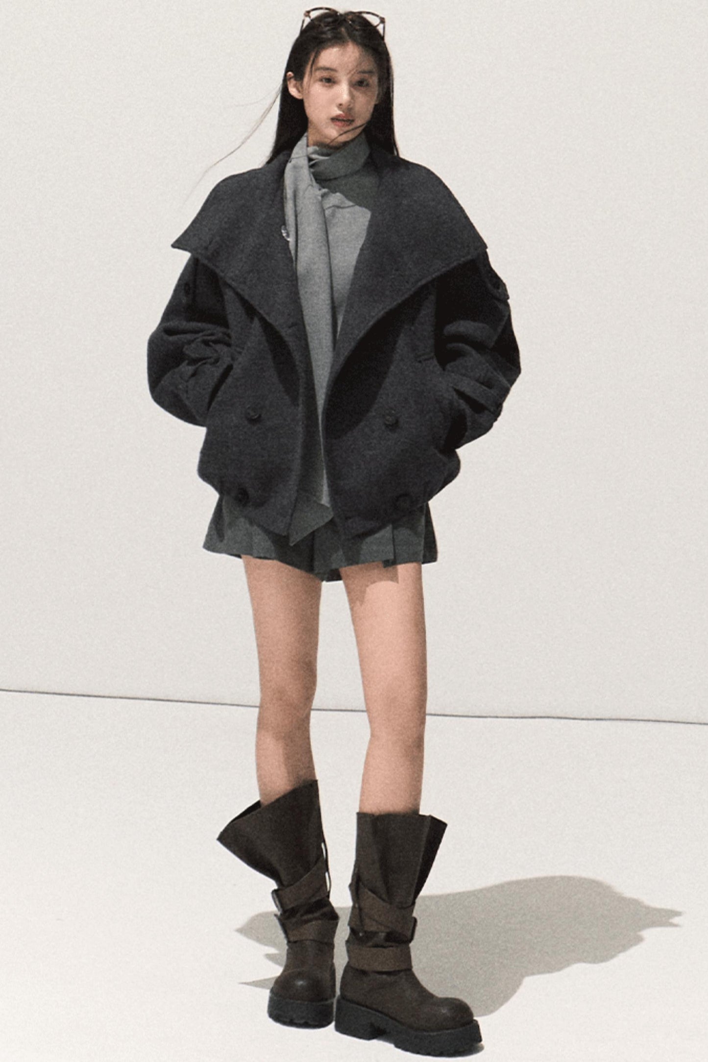 Intelligence Streamer Shoulder Padded Backless Top Shorts Set- Up