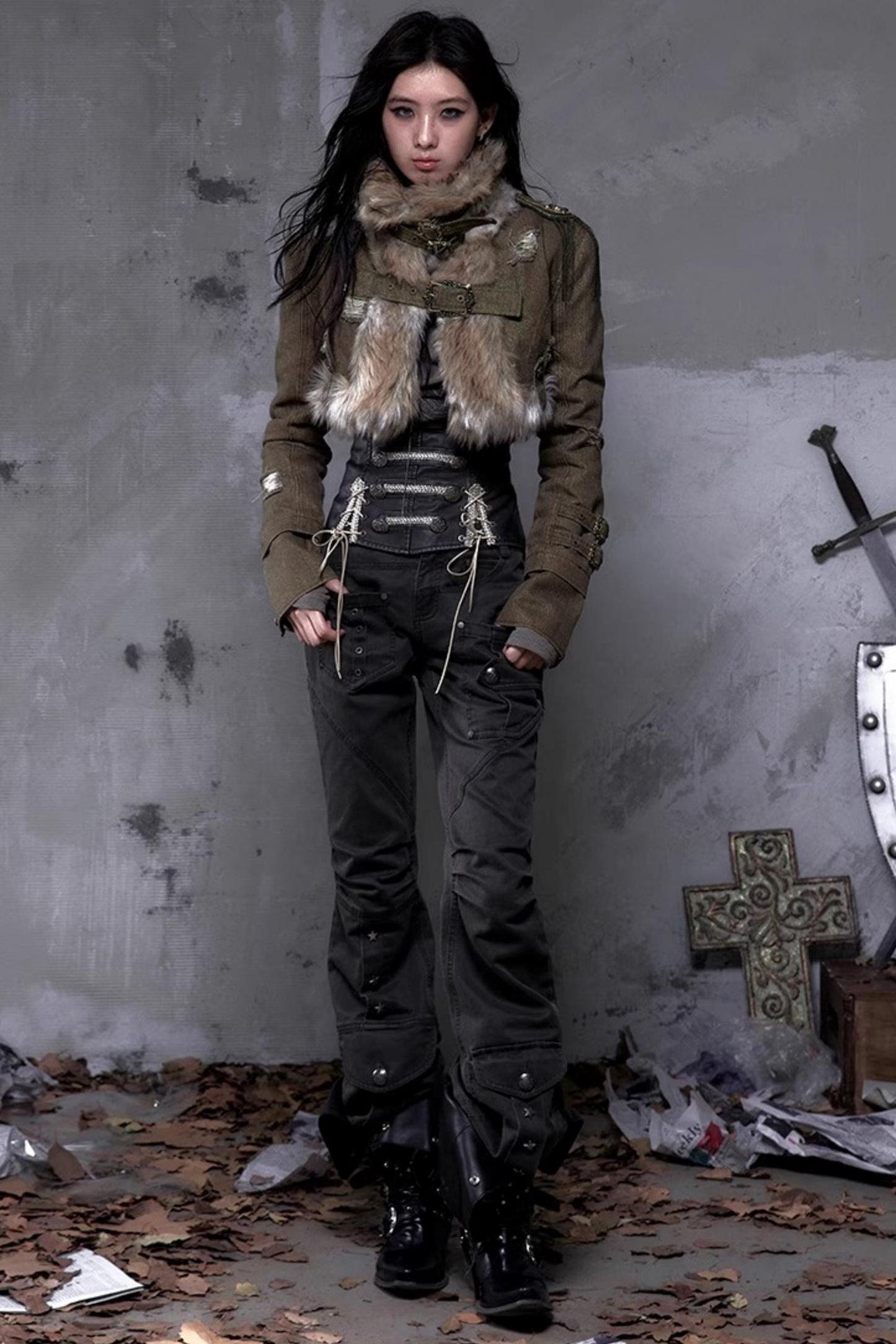 Slimming Leather Pants