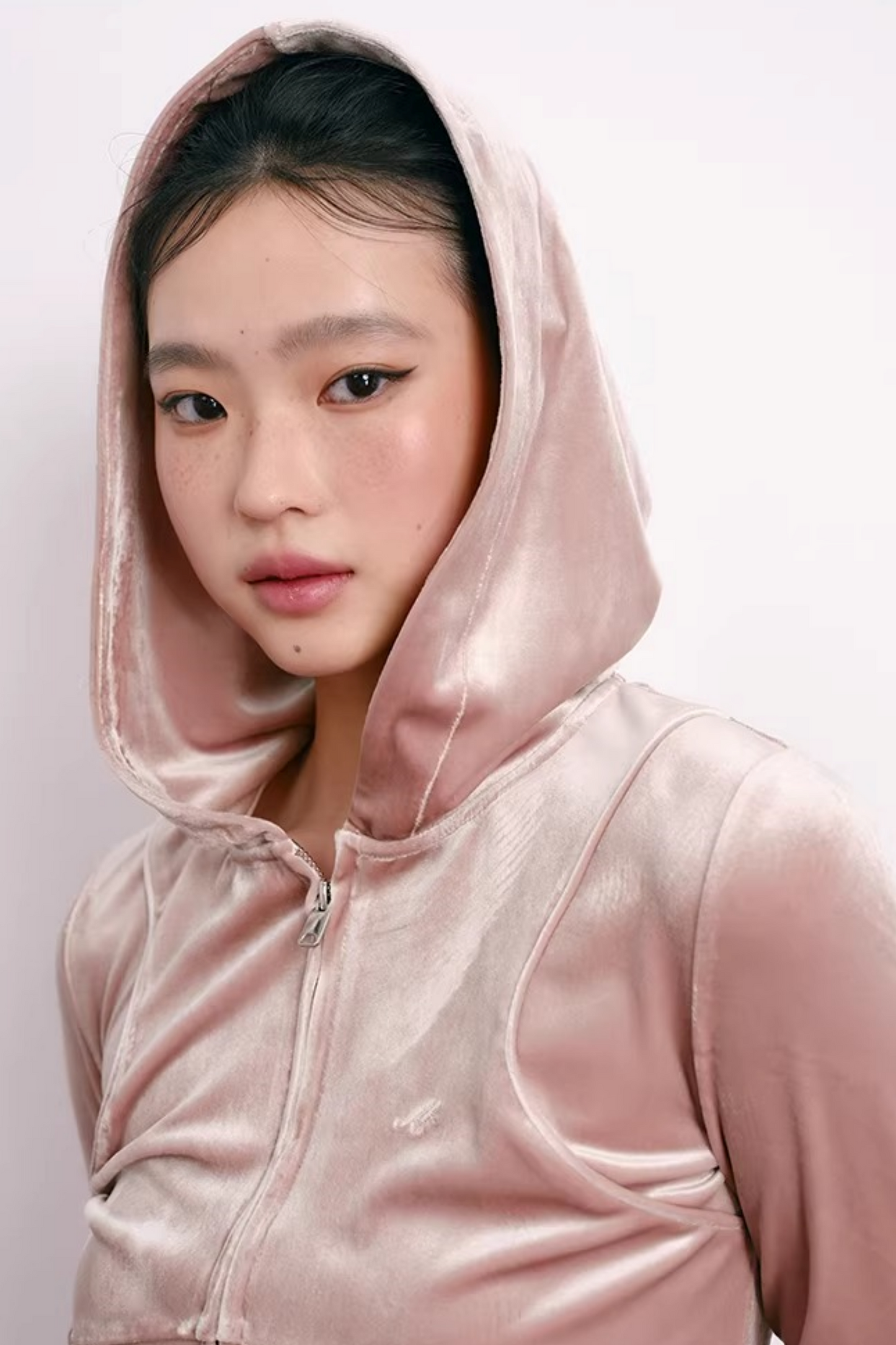 Velvet Embroidered Sweatshirt Set-Up