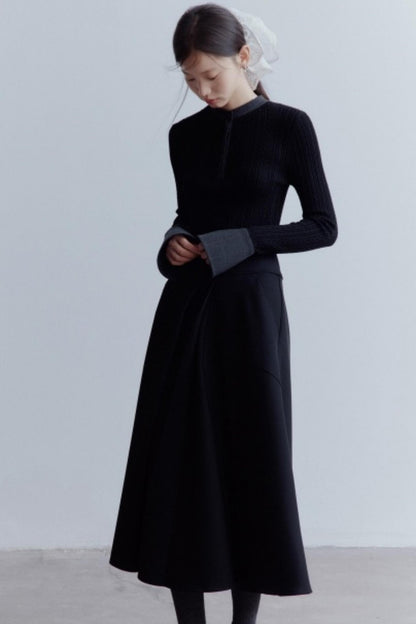 Elegant Black Wool Pleated Skirt