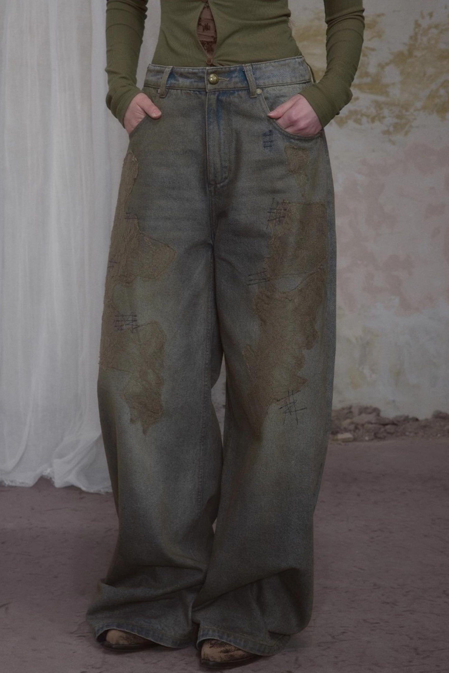 Retro Lace Straight Jeans