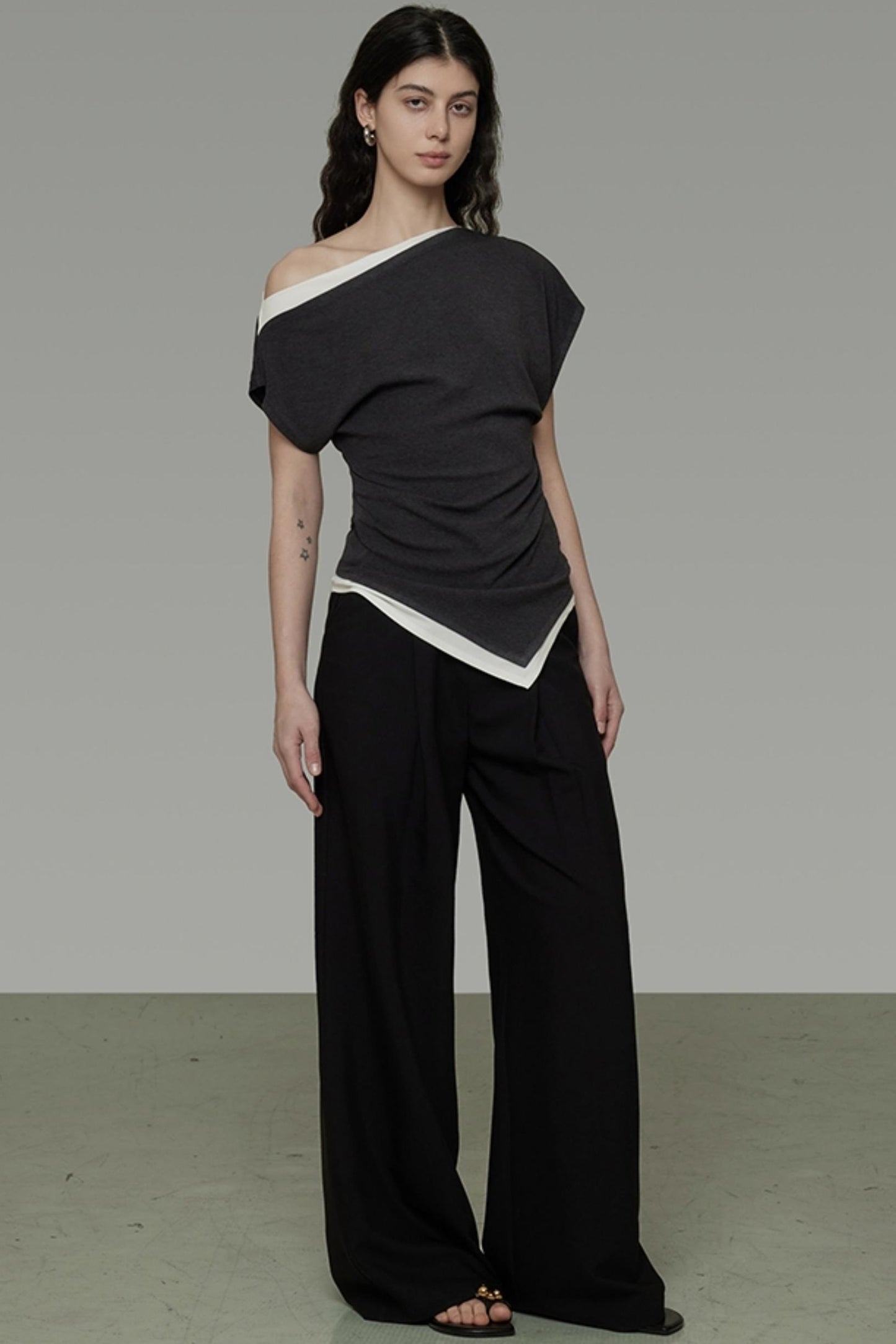 Irregular Hem Strapless Knit Top