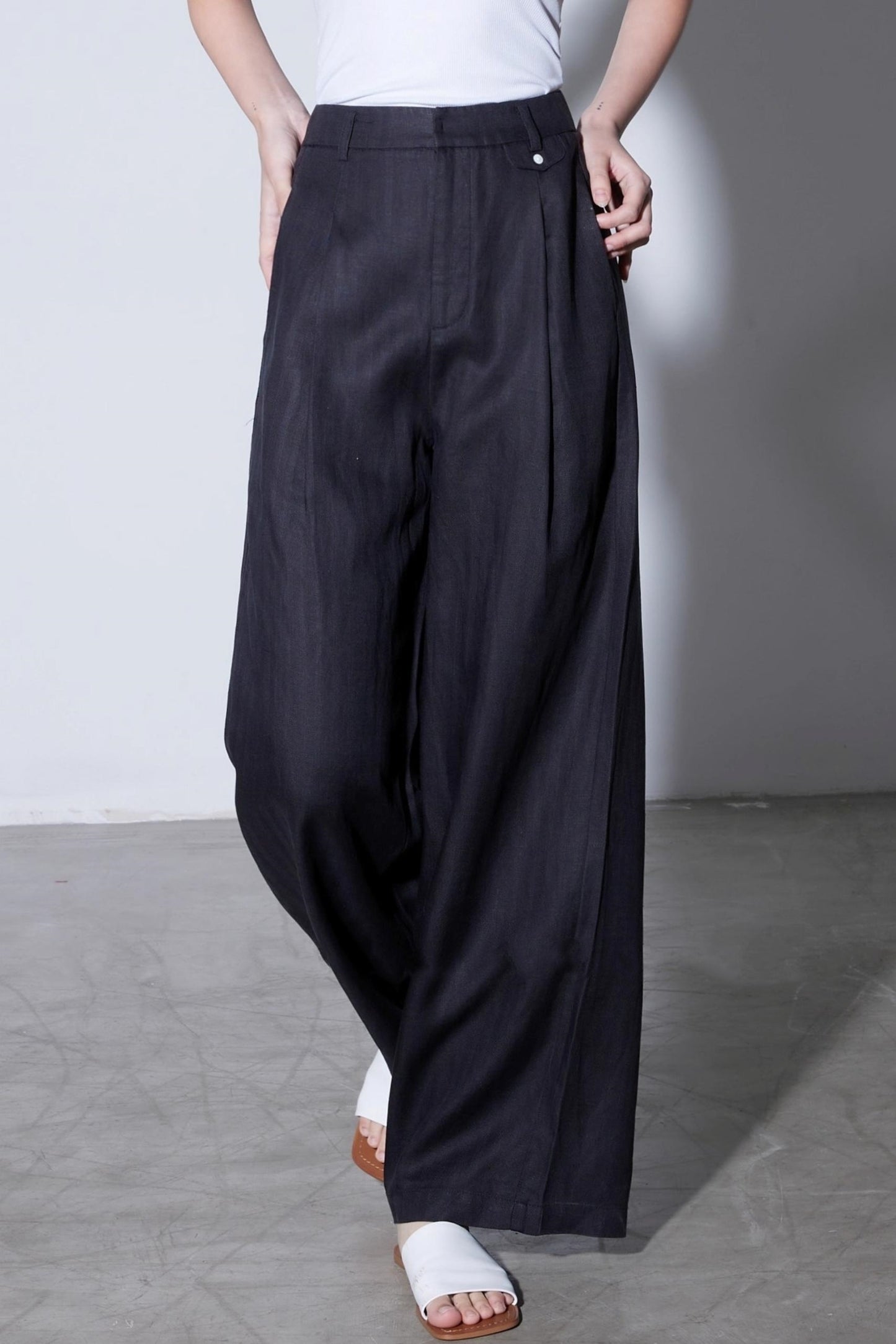 High-Waisted Linen Pants