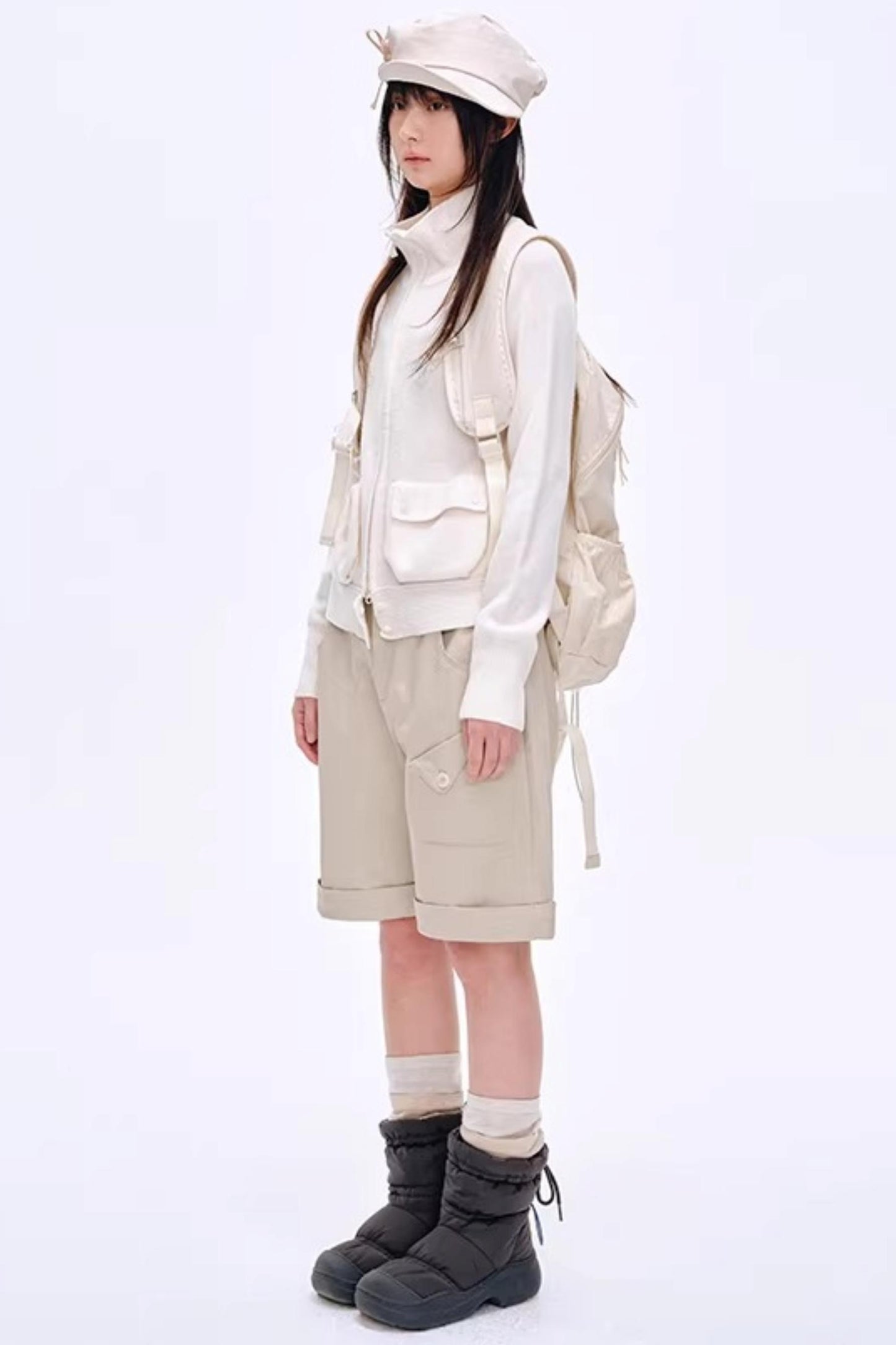 Simple Unbounded Straight-Leg Shorts