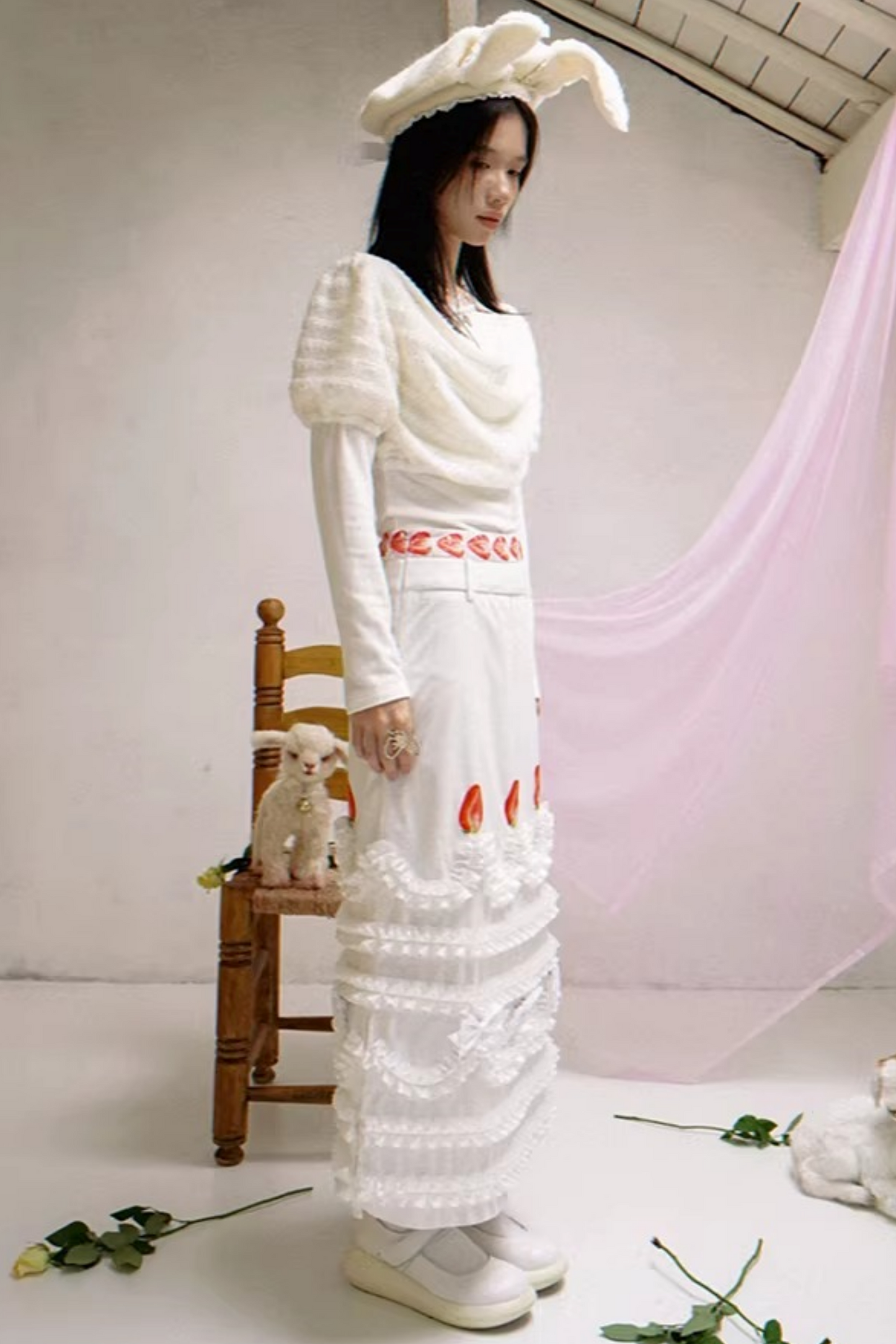 Gestricktes Oberteil mit drapiertem Kragen