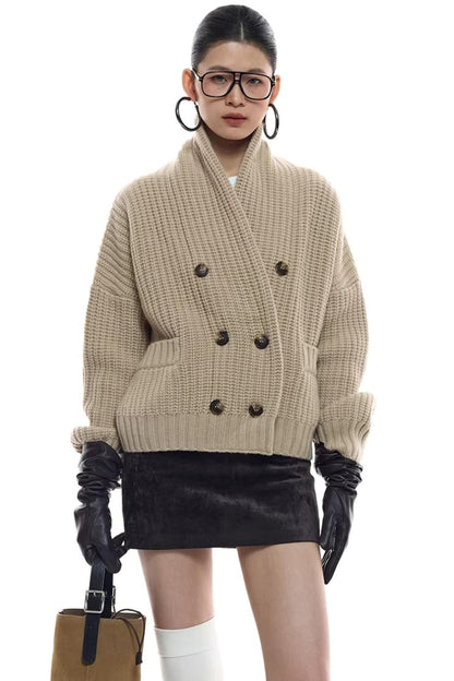 Kamelfarbener zweireihiger Strick-Strickjacke