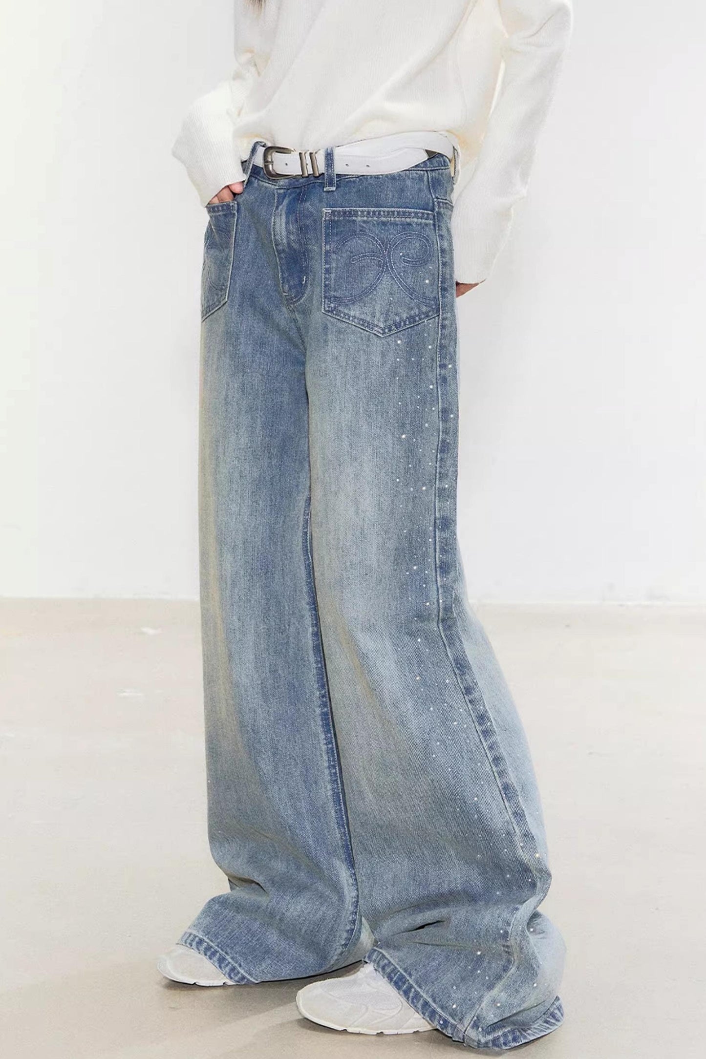 Shining Galaxy Distressed Jeans