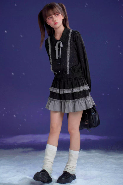 Dunkelgraues Polka-Dot-Kleid