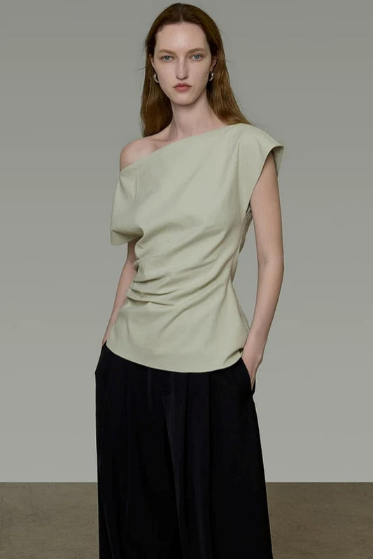 Niche Elegant Off-Shoulder Top
