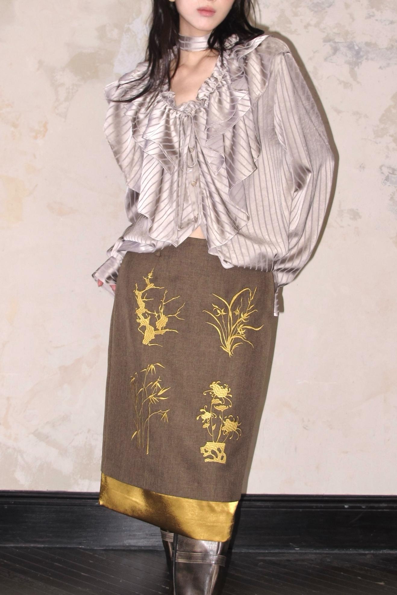 Gentlemans Embroidered Skirt