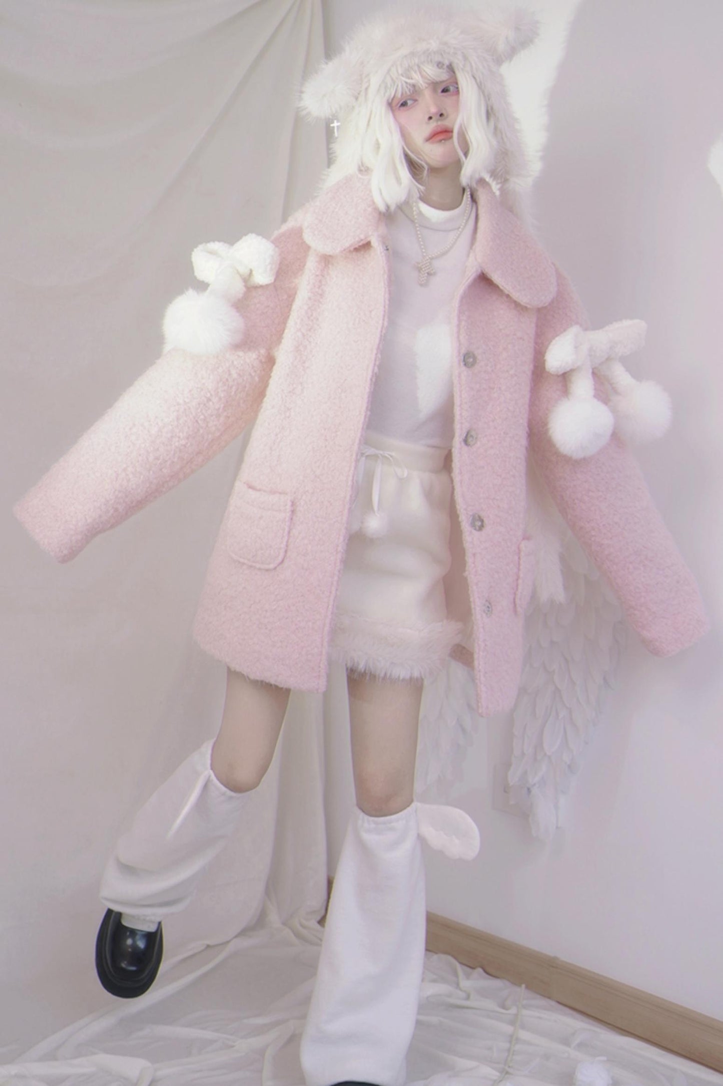 Bowknot Plush Ball Woolen Coat