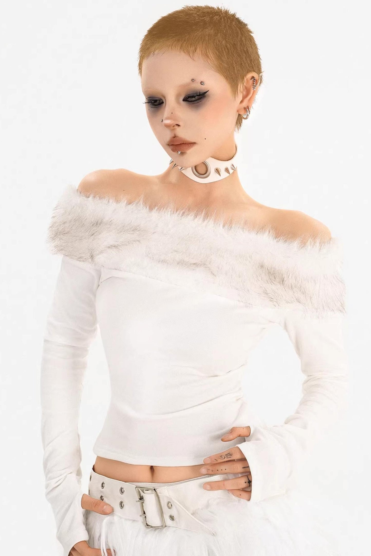 Milk Fur Off-Shoulder Top Set-Up