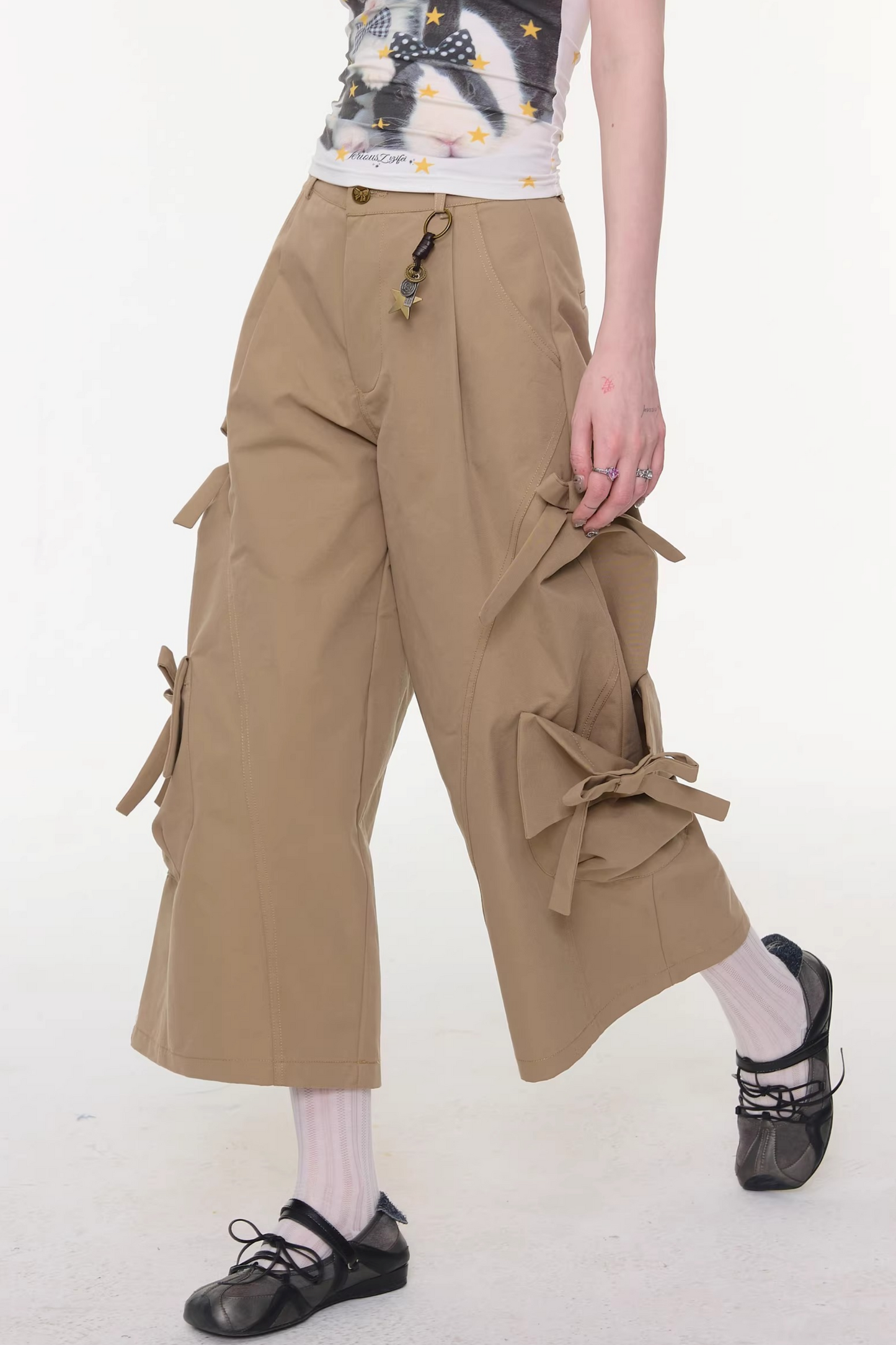 Forest Wanderer Khaki Cropped Pants