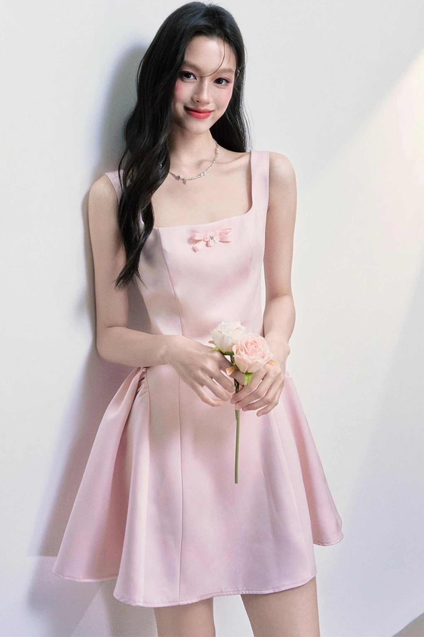 Summer Elegance Wedding Dress