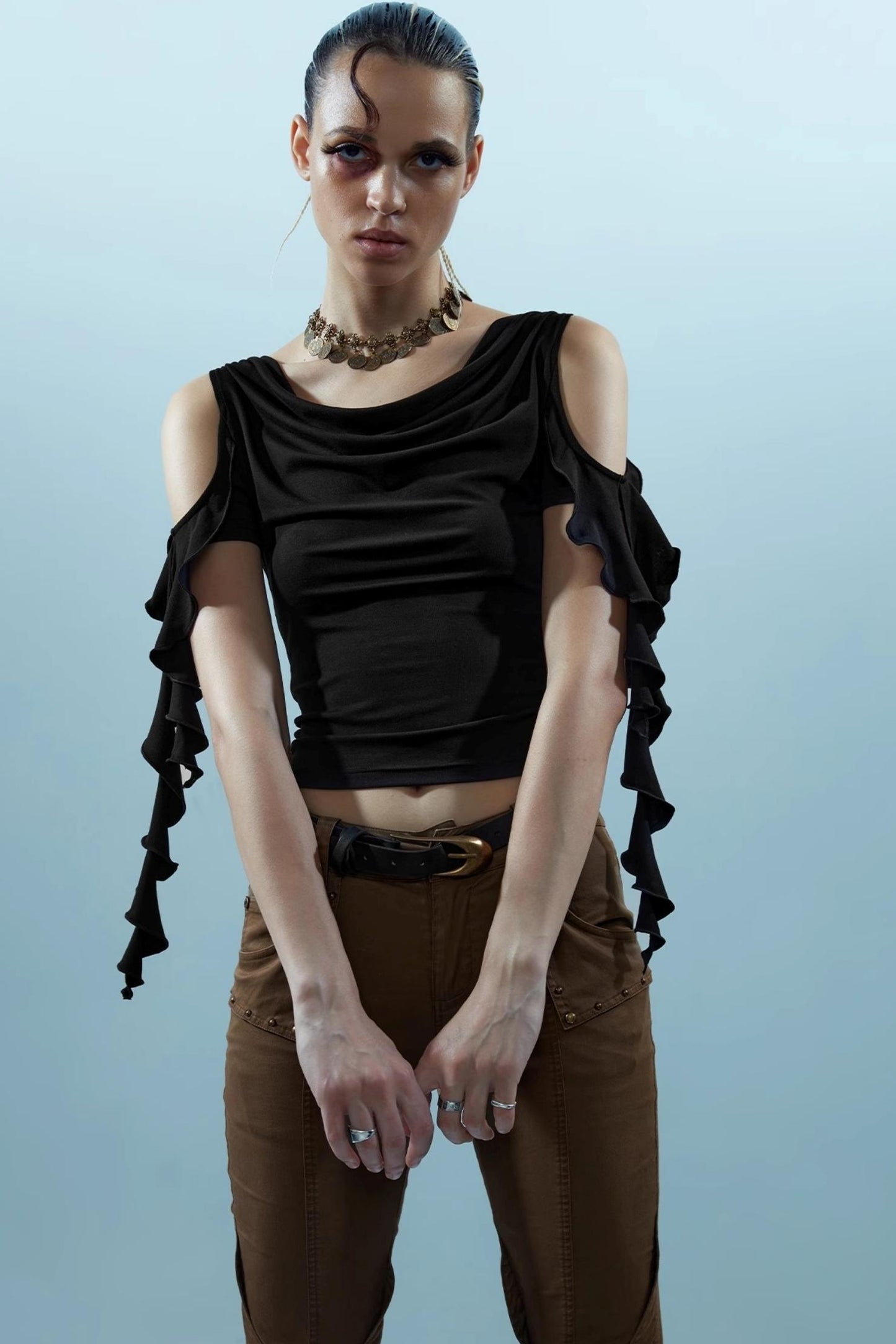 Ruffled Backless Strapless Tee