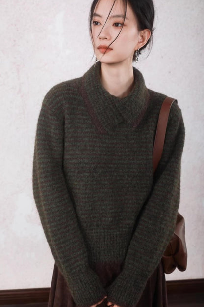 Ingko Vintage Lapel Sweater