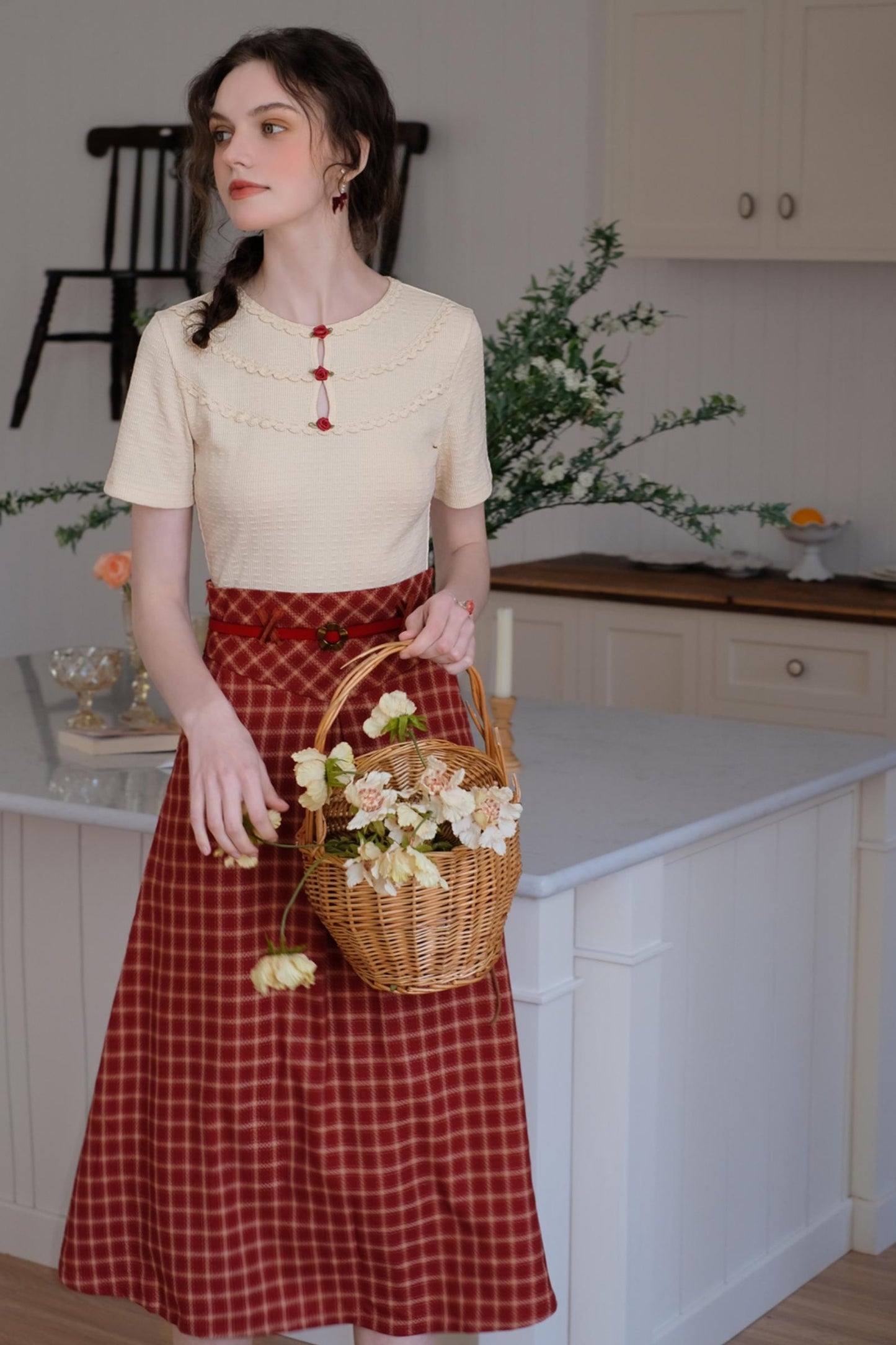 French Lace and High Waist Skirt Set-Up