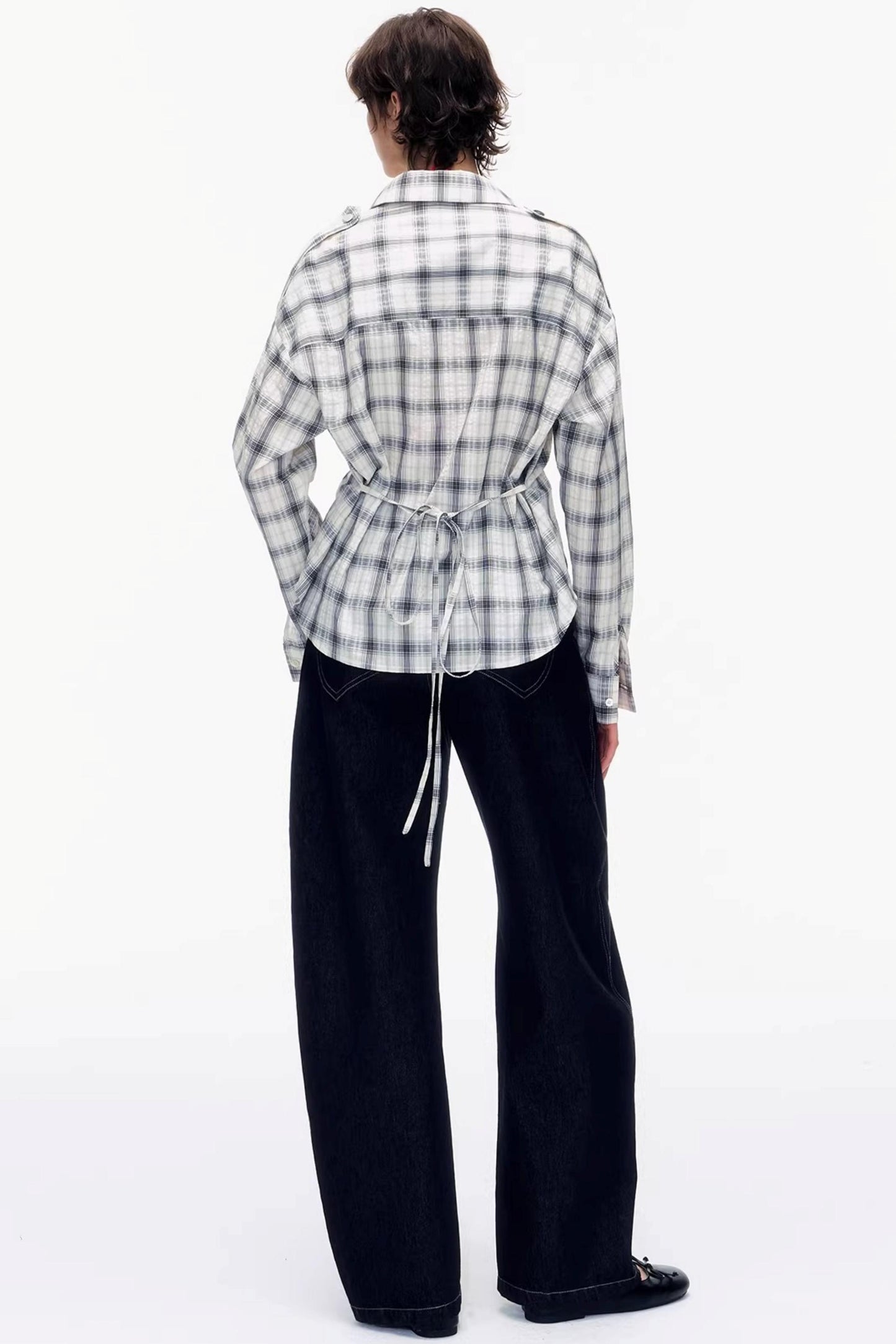 Pose Silhouette Plaid Shirt