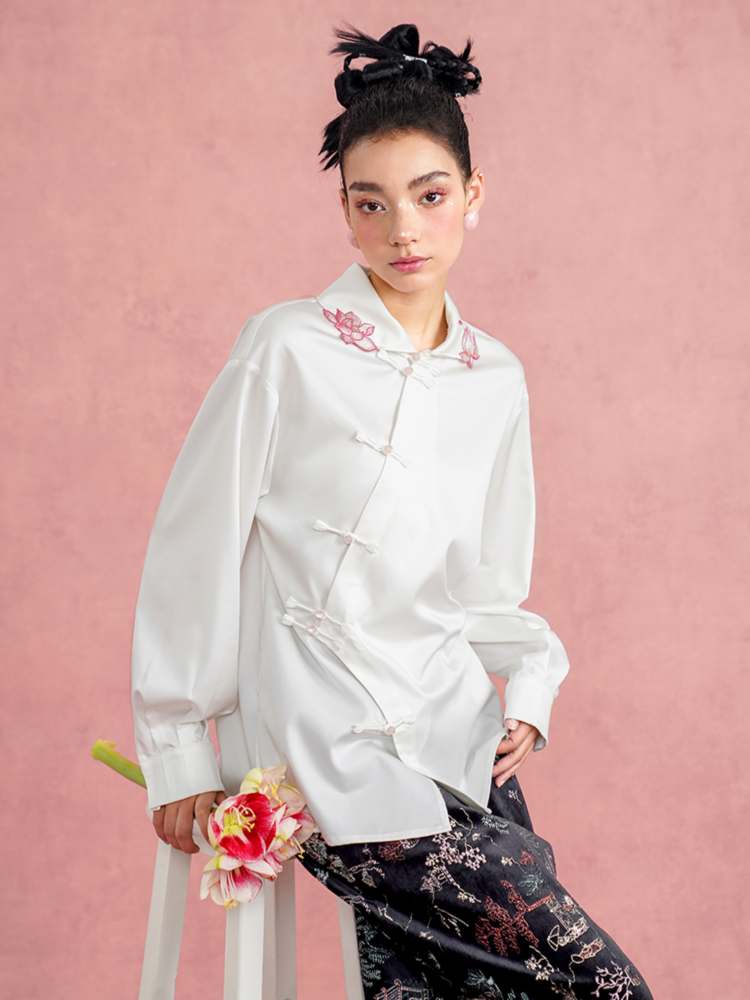 Lotus Flower Embroidery Chinese Blouse