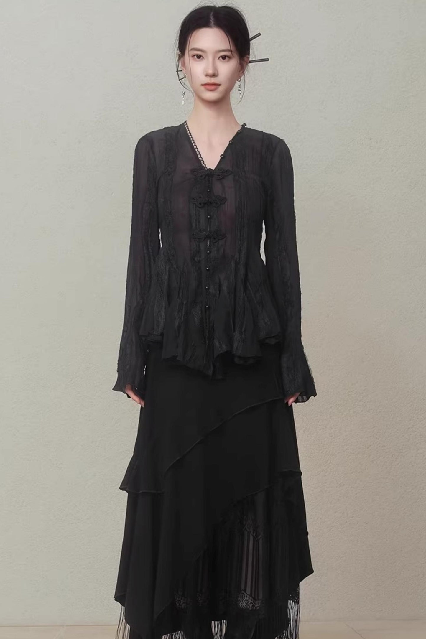Misty Black New Chinese Top