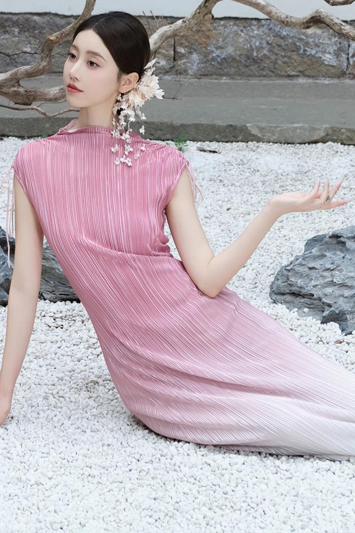 Summer Pink Pleated Dress